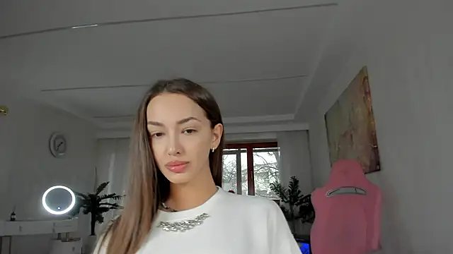 TiffanyHouston  online show from 03-02-25, 05:44