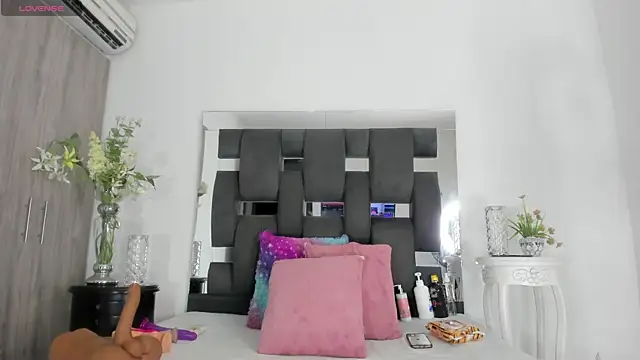 tanyyaa online show from 01-11-25, 12:40