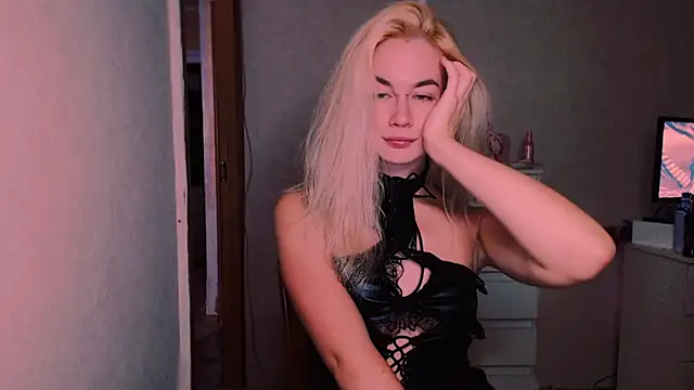 xxxcharismaaa online show from 10-03-25, 07:33