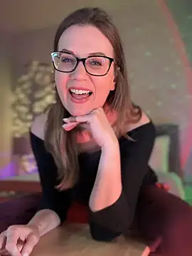 Snapshot of MaiseKnox chatting on 03-13-25, 11:27 MaiseKnox online show from 03-13-25, 11:27