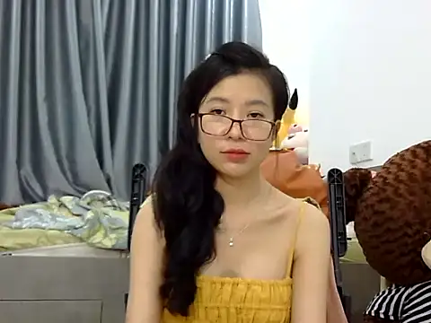 Snapshot of Cute_Ruby01 chatting on 12-17-24, 05:26 Cute Ruby01 online show from 12-17-24, 05:26