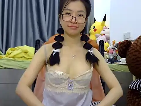 Snapshot of Cute_Ruby01 chatting on 12-29-24, 05:12 Cute Ruby01 online show from 12-29-24, 05:12