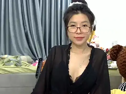Snapshot of Cute_Ruby01 chatting on 01-04-25, 05:16 Cute Ruby01 online show from 01-04-25, 05:16