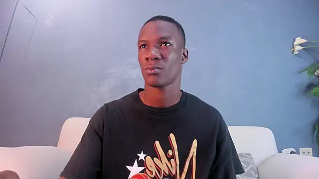 Snapshot of martin_killer chatting on 01-20-25, 01:28 martin killer online show from 01-20-25, 01:28