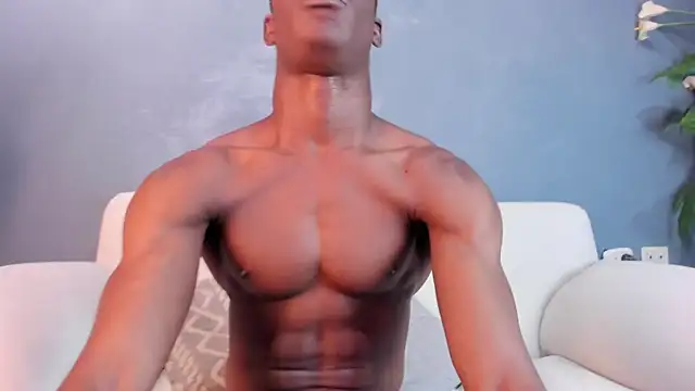 Snapshot of martin_killer chatting on 01-21-25, 04:43 martin killer online show from 01-21-25, 04:43