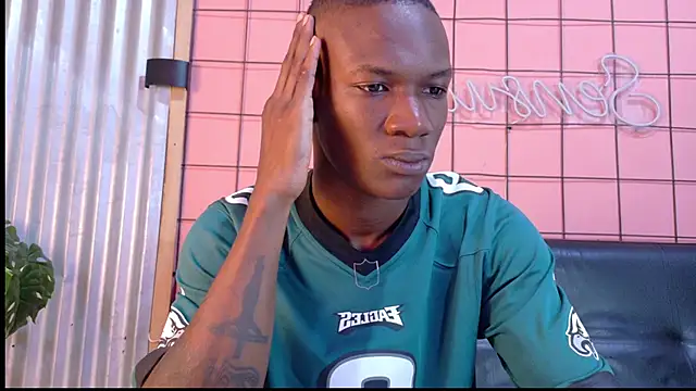 Snapshot of martin_killer chatting on 11-14-25, 01:26 martin killer online show from 11-14-25, 01:26