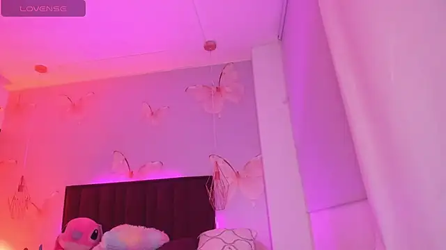 Vivi prinncess online show from 09-21-25, 11:39