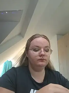 Fiona0705 online show from 09-19-25, 10:27