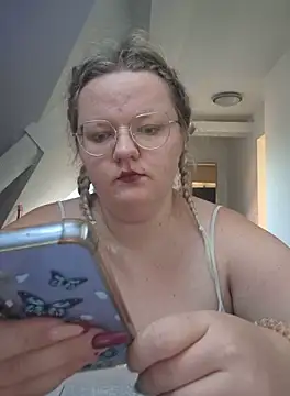 Fiona0705 online show from 09-24-25, 06:28