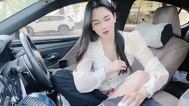 orla2021 online show from 12-31-24, 06:59