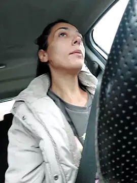 Snapshot of JoLeNe27 chatting on 10-02-25, 06:53 JoLeNe27 online show from 10-02-25, 06:53