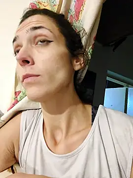 Snapshot of JoLeNe27 chatting on 10-06-25, 04:59 JoLeNe27 online show from 10-06-25, 04:59