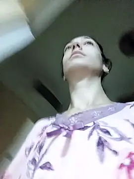 Snapshot of JoLeNe27 chatting on 10-13-25, 02:00 JoLeNe27 online show from 10-13-25, 02:00