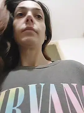 Snapshot of JoLeNe27 chatting on 11-23-25, 08:19 JoLeNe27 online show from 11-23-25, 08:19