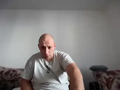 Snapshot of Flakka95 chatting on 02-27-26, 01:44 Flakka95 online show from 02-27-26, 01:44