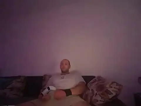 Snapshot of Flakka95 chatting on 03-08-26, 03:38 Flakka95 online show from 03-08-26, 03:38