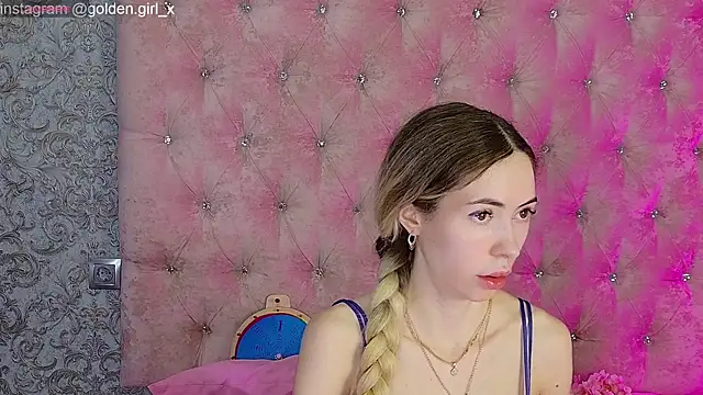 Snapshot of Akilla_Queen chatting on 05-13-26, 01:58 Akilla Queen online show from 05-13-26, 01:58