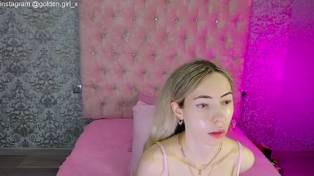 Snapshot of Akilla_Queen chatting on 06-12-26, 01:59 Akilla Queen online show from 06-12-26, 01:59
