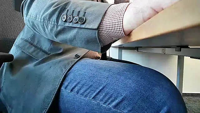 69bezfleku online show from 02-19-25, 07:17