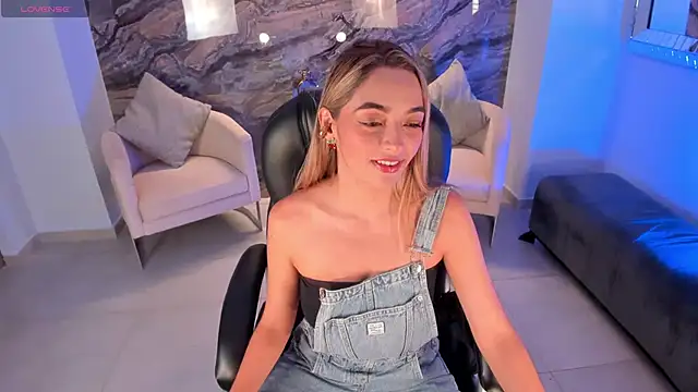 MelissaMoore  online show from 02-19-25, 12:03