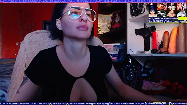 Snapshot of cuminmenowbbyx chatting on 05-14-26, 04:36 cuminmenowbbyx online show from 05-14-26, 04:36