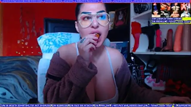 Snapshot of cuminmenowbbyx chatting on 05-25-26, 12:44 cuminmenowbbyx online show from 05-25-26, 12:44
