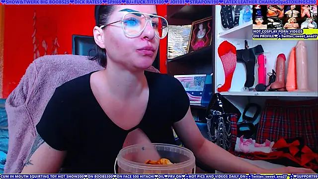 Snapshot of cuminmenowbbyx chatting on 05-31-26, 02:24 cuminmenowbbyx online show from 05-31-26, 02:24