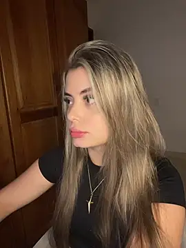 Miss valeriaa online show from 05-21-26, 02:46