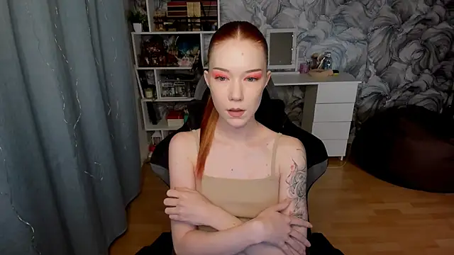 litl Mia online show from 09-27-25, 04:34