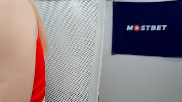 foxeslovefoxes online show from 01-06-25, 07:24