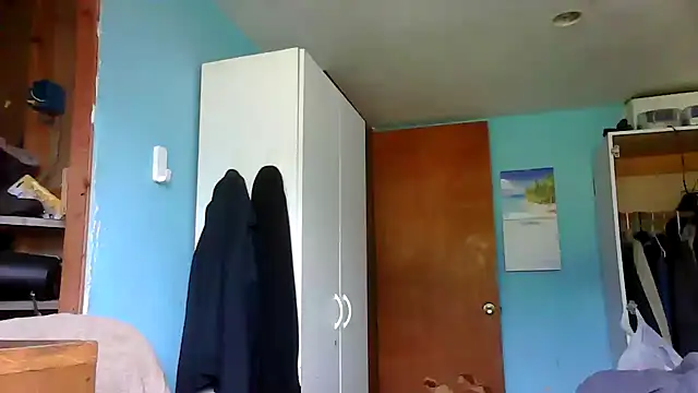 Snapshot of SexyRach75 chatting on 09-11-25, 10:43 SexyRach75 online show from 09-11-25, 10:43