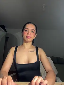 xlovelygirlx online show from 01-03-25, 11:12