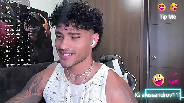 Snapshot of Alessandro_Vanni chatting on 11-16-25, 03:39 Alessandro Vanni online show from 11-16-25, 03:39