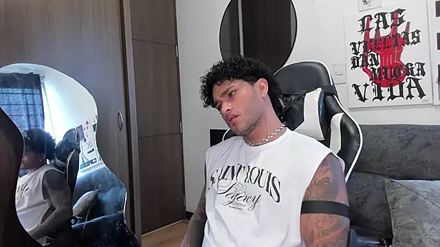 Alessandro Vanni online show from 02-19-26, 02:57