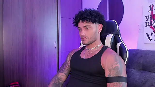 Alessandro Vanni online show from 04-27-26, 02:26