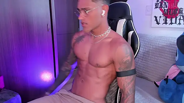 Alessandro Vanni online show from 06-11-26, 01:20