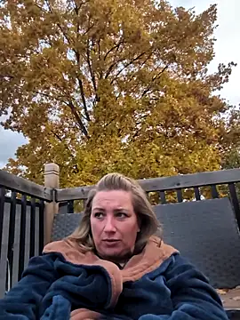 Canadian BBW online show from 10-26-25, 07:53