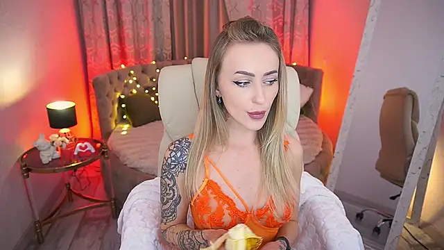 GraceCandy online show from 04-19-26, 02:05