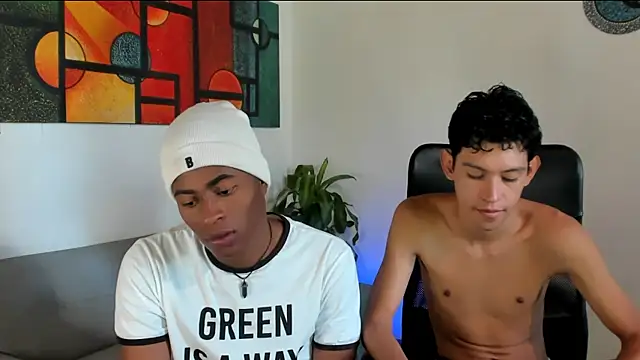 Snapshot of CrissBrownxxx chatting on 09-13-25, 07:02 CrissBrownxxx online show from 09-13-25, 07:02