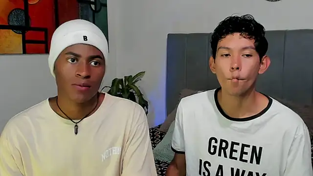 Snapshot of CrissBrownxxx chatting on 10-22-25, 01:28 CrissBrownxxx online show from 10-22-25, 01:28