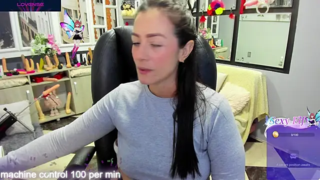 Snapshot of kagomme chatting on 12-23-24, 02:56 kagomme online show from 12-23-24, 02:56