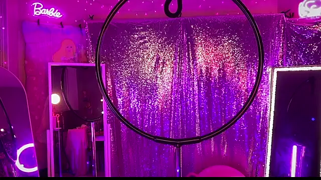 Snapshot of bimbotwerkqueen chatting on 01-31-25, 08:01 bimbotwerkqueen online show from 01-31-25, 08:01