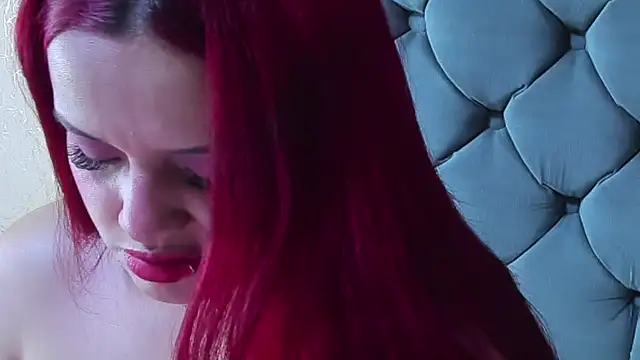 Imannejulienne online show from 03-10-26, 10:59