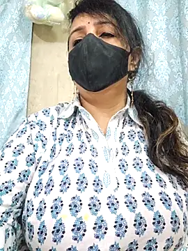 cute-tanvi online show from 10-25-25, 01:13