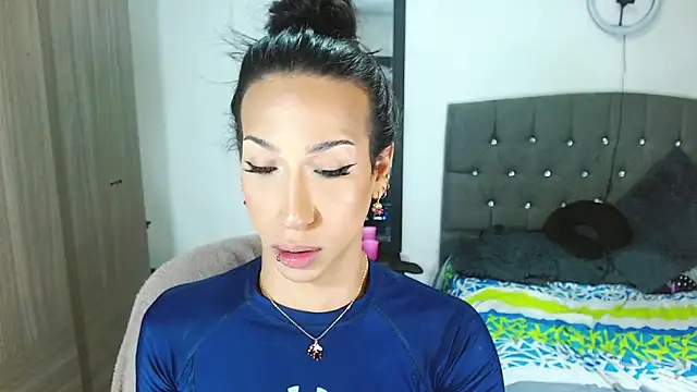 Kenisha Sweet online show from 09-19-25, 05:13