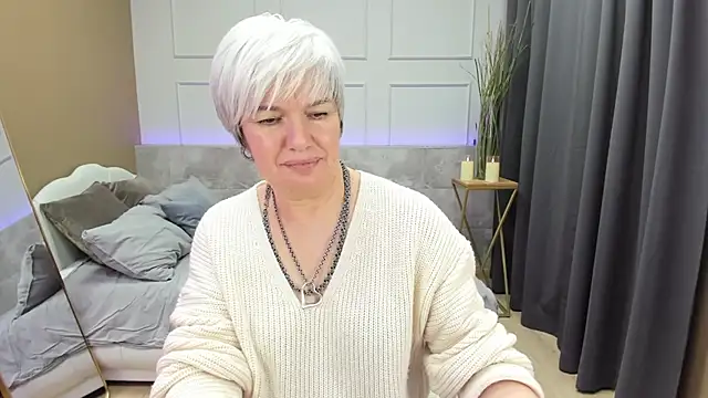 CarmenSoft online show from 12-29-24, 06:03