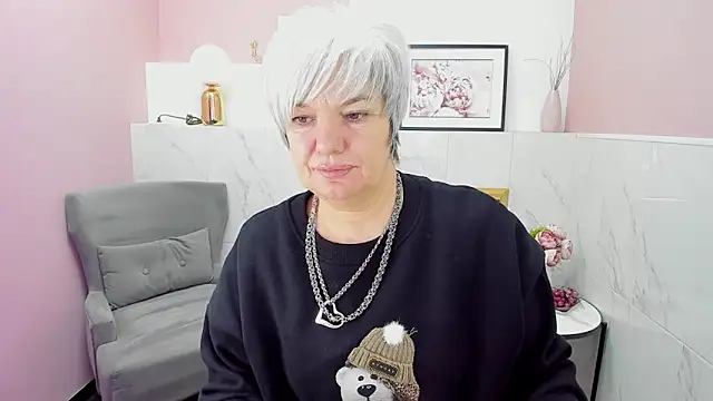 CarmenSoft online show from 01-07-25, 08:42