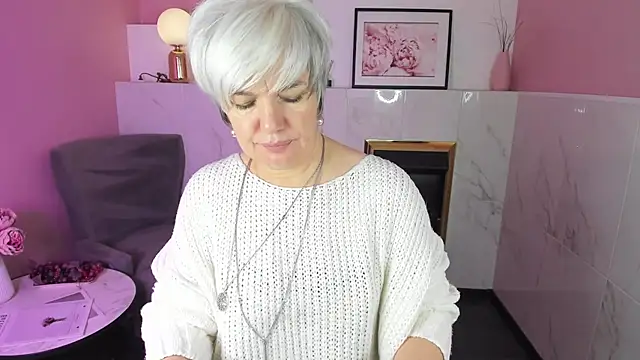 CarmenSoft online show from 01-26-25, 08:56