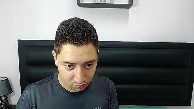 Snapshot of ares_sexxx chatting on 03-04-25, 02:42 ares sexxx online show from 03-04-25, 02:42