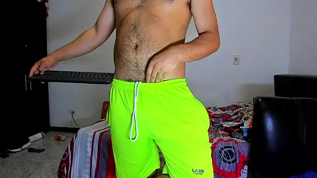 Snapshot of ares_sexxx chatting on 09-10-25, 08:09 ares sexxx online show from 09-10-25, 08:09
